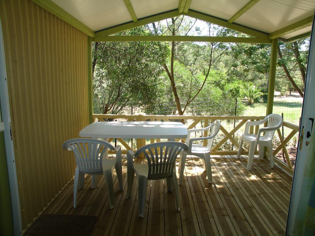 Camping Lou Cabasson Bormes-les-Mimosas Exterior photo