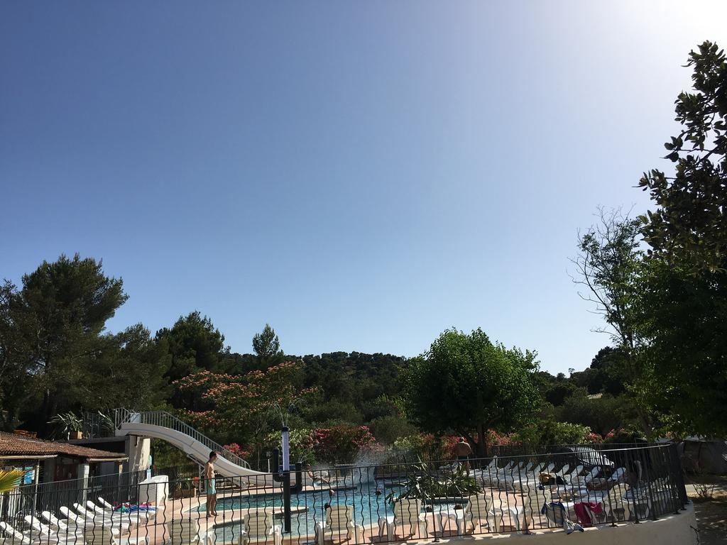 Camping Lou Cabasson Bormes-les-Mimosas Exterior photo
