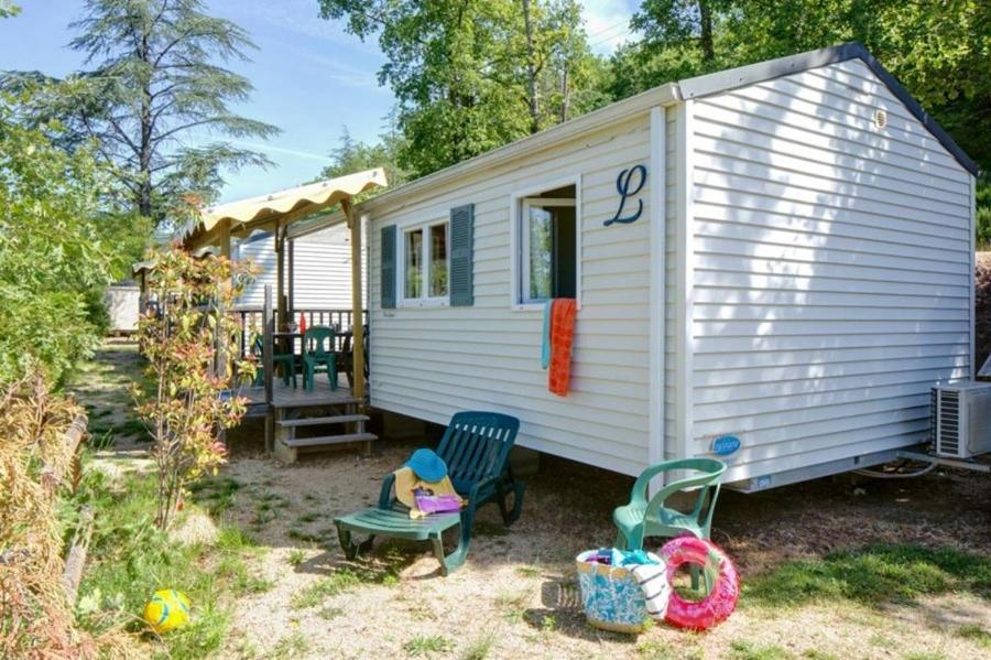 Camping Lou Cabasson Bormes-les-Mimosas Exterior photo